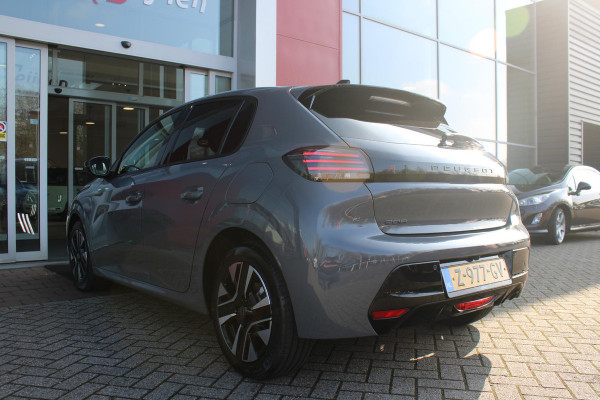 Peugeot 208 1.2 100PK ALLURE | ACHTERUITRIJ CAMERA | NAVIGATIE | DRAADLOZE APPLE CARPLAY/ANDROID AUTO | CLIMATE CONTROL | DAB+ RADIO | LICHTMETALEN VELGEN | CRUISE CONTROL | LED KOPLAMPEN | VERKEERSBORDEN HERKENNING | PARKEERSENSOREN VOOR EN ACHTER |