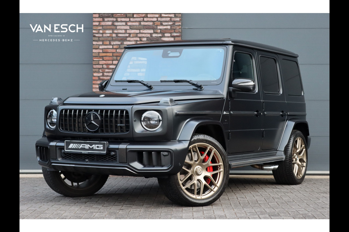 Mercedes-Benz G-Klasse AMG 63 Aut9 | Facelift | 'Manufaktur' | Performance-pakket | Distronic+ | AMG Drivers Package | Verwarmd Stuurwiel | Carbonpakket | Trekhaak | Keyless Go | Massage | Techniekpakket |