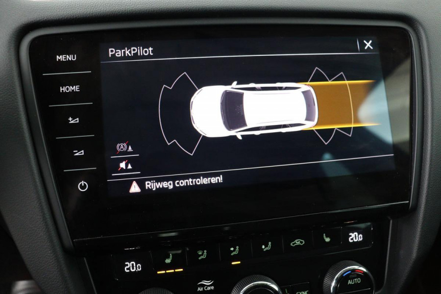 Škoda Octavia 1.0 TSI Style | Trekhaak | Stoelverwarming | Carplay | Full LED | Canton Sound | Navigatie | Park Assist | Keyless | Cruise control