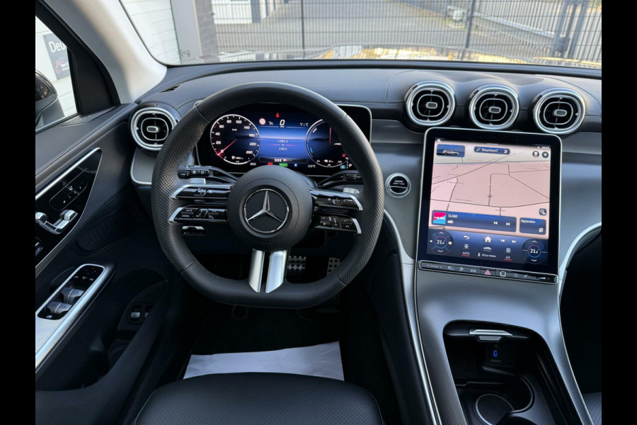 Mercedes-Benz GLC 300e 4MATIC AMG Line PANORAMADAK LEER ADAPTIVE CRUISE