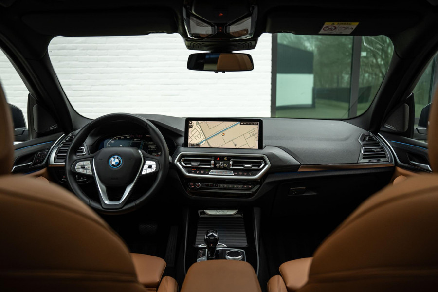 BMW X3 xDrive30e Laser H/K HuD 360° Gesture Control Vol!