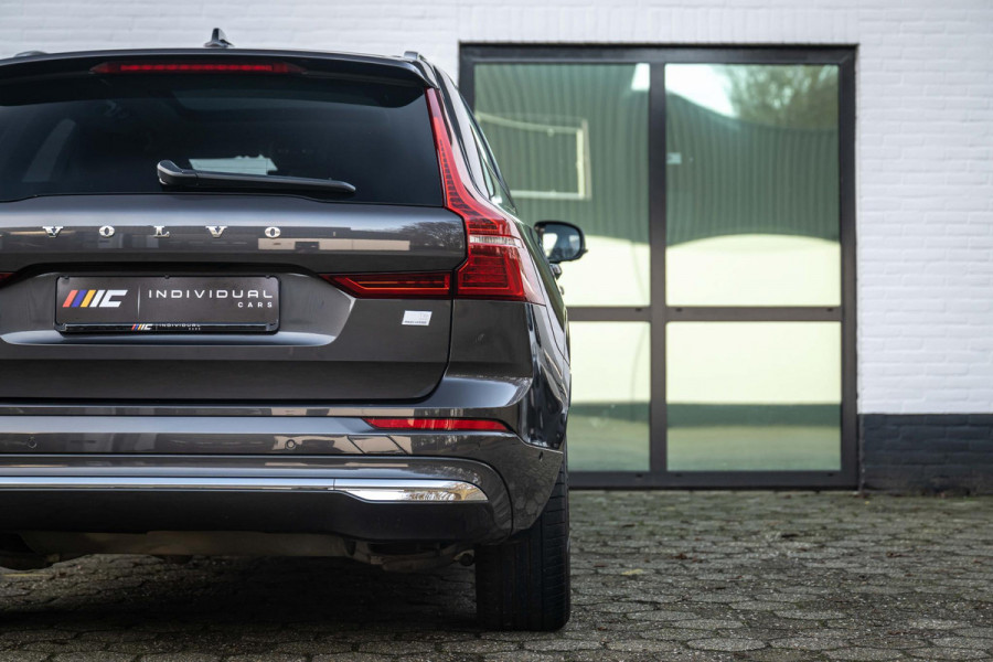 Volvo XC60 2.0 T6 AWD Inscription Facelift B&W Four-C Pano