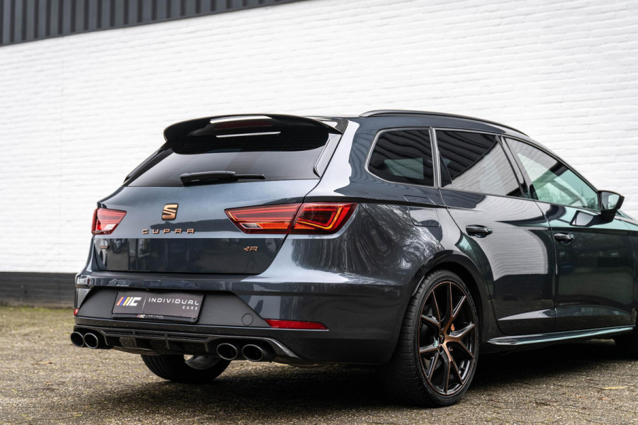 Seat León ST 2.0 TSI CUPRA R 4DRIVE ACC DCC Carbon Beats Pano