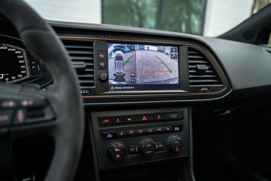 Seat León ST 2.0 TSI CUPRA R 4DRIVE ACC DCC Carbon Beats Pano