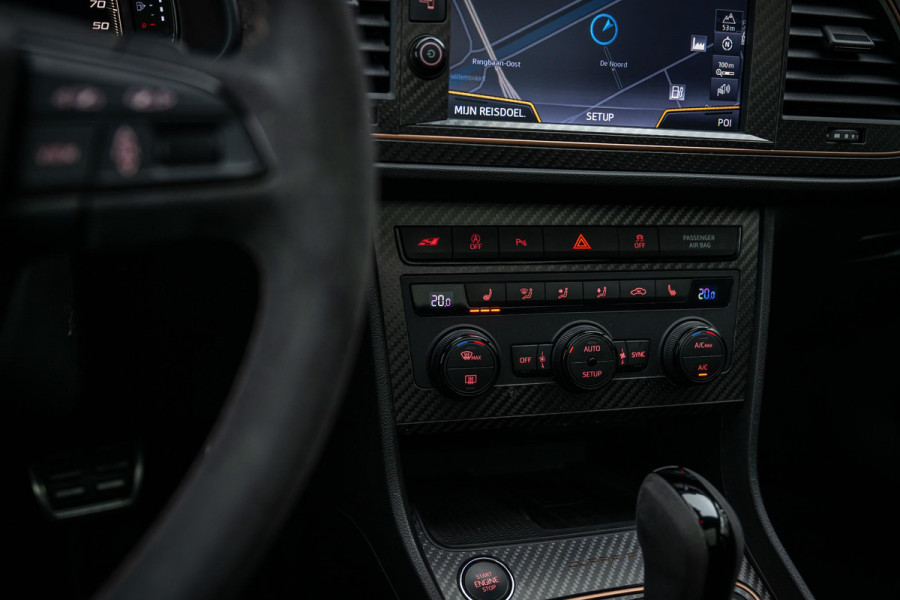 Seat León ST 2.0 TSI CUPRA R 4DRIVE ACC DCC Carbon Beats Pano