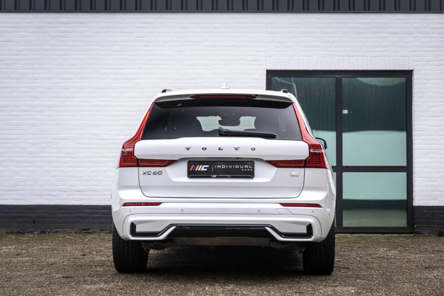 Volvo XC60 2.0 T6 AWD R-Design Stoelventilatie Trekhaak Pano