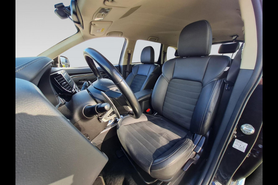 Mitsubishi Outlander 2.4 PHEV Pure