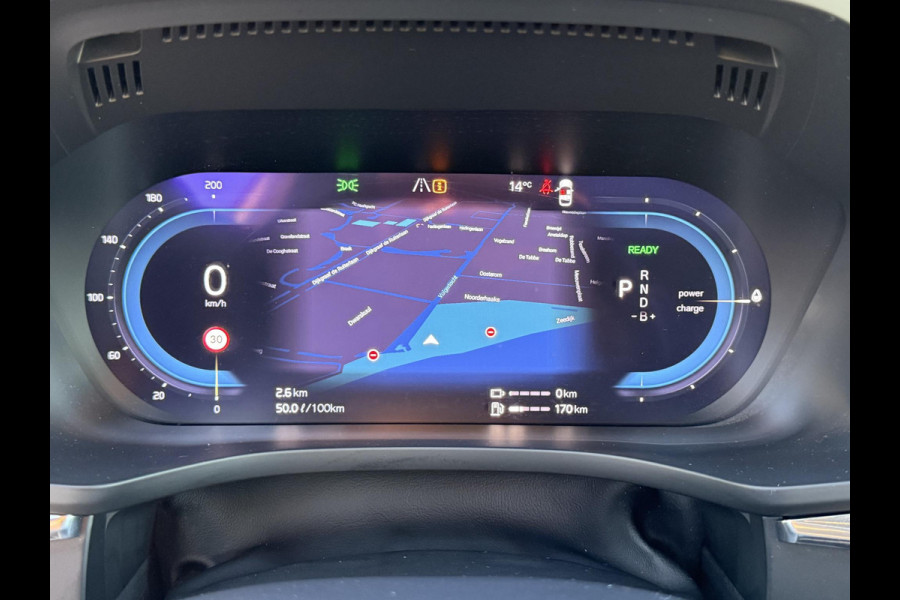 Volvo XC60 2.0 T8 Plug-in hybrid AWD R-Design Pano|Luchtvering|Facelift|Trekhaak|CarPlay