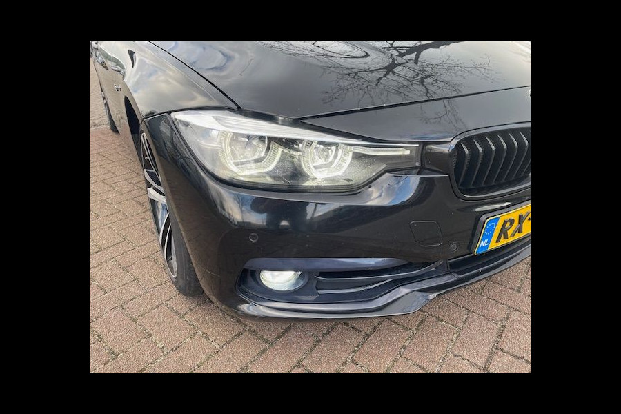 BMW 3 Serie Touring 318d High Executive Sport Edition Automaat Airco/ECC,Navi,Leder EXPORT PRIJS