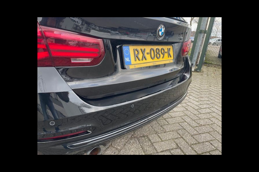 BMW 3 Serie Touring 318d High Executive Sport Edition Automaat Airco/ECC,Navi,Leder EXPORT PRIJS