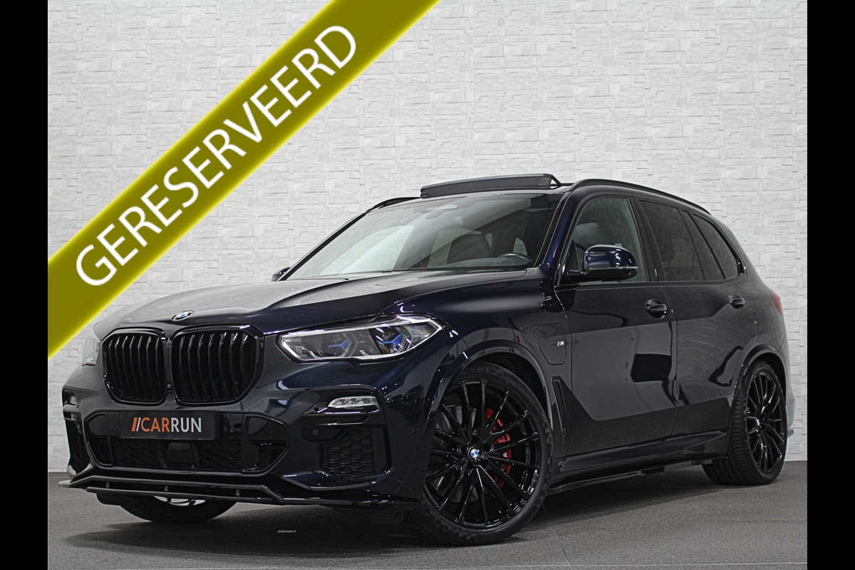 BMW X5 45e M-Performance Seats | 360 View | Panorama | ACC | Laser-LED | Carbon | Keyless | 22'' | Harman-Kardon | Memory | Head-Up | Glaspook | 4-Zone Clima | ISO-Glas | Luchtvering | Sfeerverlichting | Draadloos laden | Carplay |