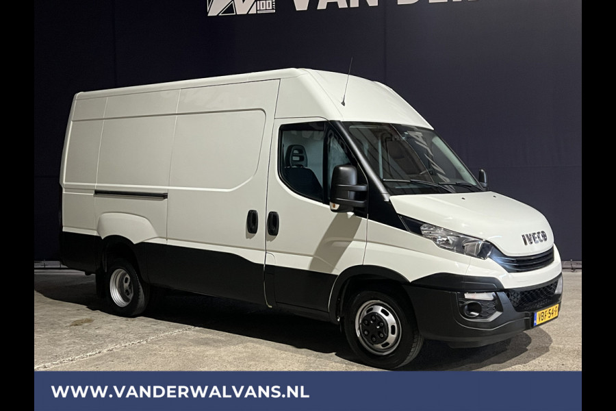 Iveco Daily 35C16V 155pk Dubbel lucht 3500kg Trekhaak L2H2 Euro6 Airco | Camera | Bluetooth telefoonvoorbereiding