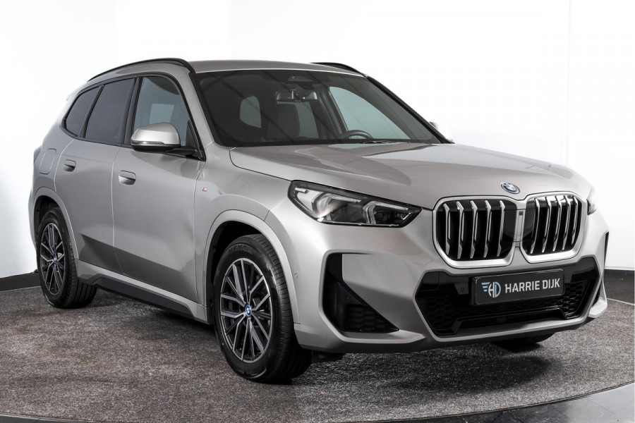 BMW X1 xDrive25e M-Sport | M Sportpakket | Premium Pack | Dig. Cockpit | Adapt. Cruise | PDC | Camera | NAV + App. Connect | ECC | Elek. Klep | LM 18" | 4425