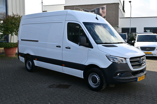 Mercedes-Benz Sprinter 316 CDI L2H2 LED, MBUX 10.25 met Camera, Brake assyst