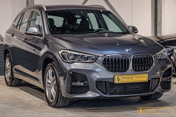 BMW X1 XDrive25e High Executive|Trekhaak|M-sport|LED|Dealer