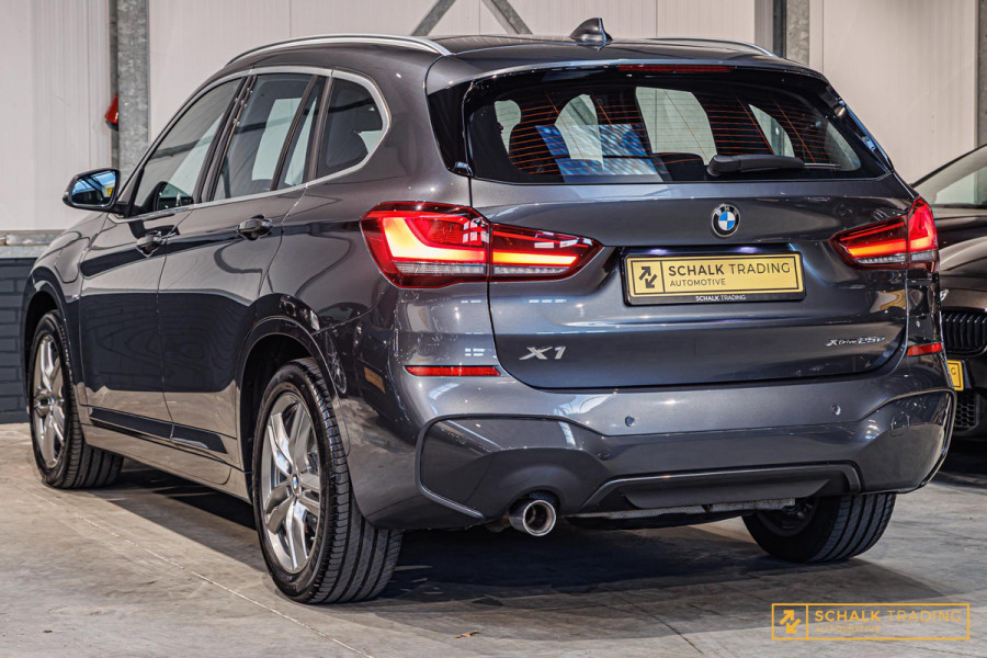 BMW X1 XDrive25e High Executive|Trekhaak|M-sport|LED|Dealer