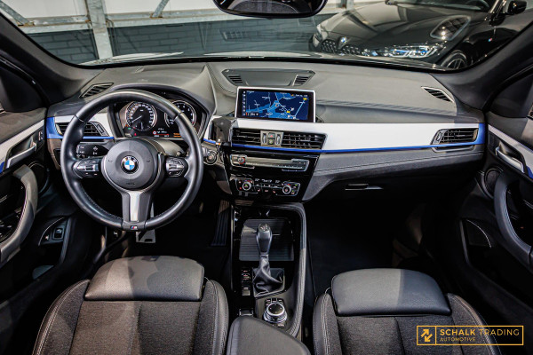 BMW X1 XDrive25e High Executive|Trekhaak|M-sport|LED|Dealer