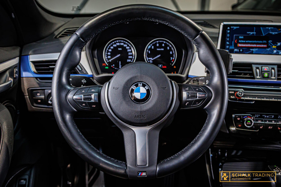 BMW X1 XDrive25e High Executive|Trekhaak|M-sport|LED|Dealer