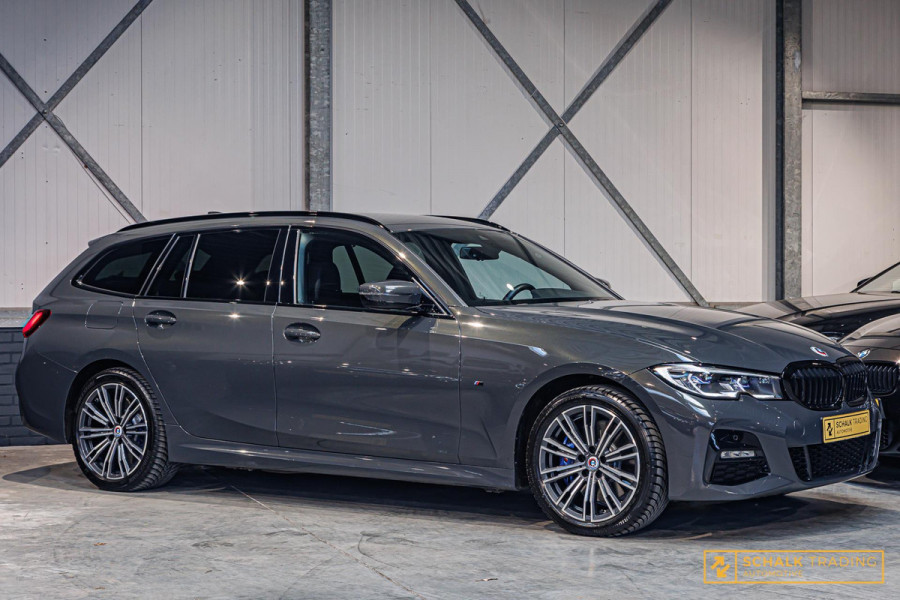 BMW 3 Serie Touring 330e High Executive|NAP|M-sport|E-Trekhaak