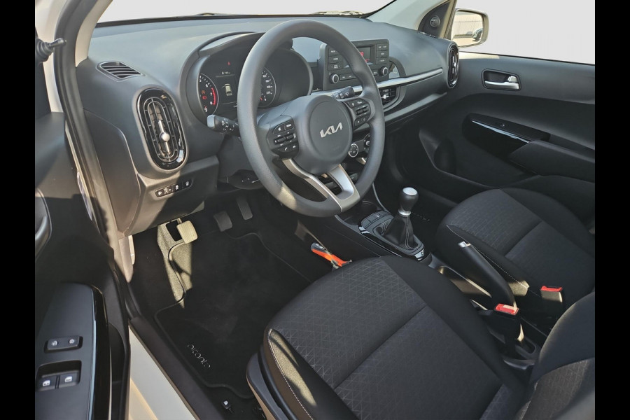 Kia Picanto 1.0 DPi ComfortLine 5p | Cruise | Mooie Velgen | Lage km's | 5 Persoons |