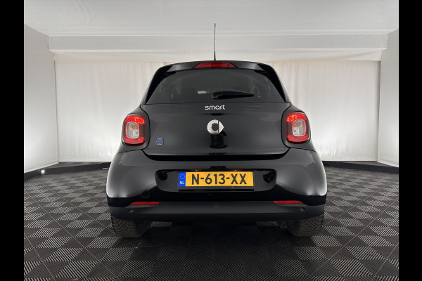 Smart Forfour EQ Comfort Pack-Sport 18 kWh [ 3-Fase ] (INCL-BTW) *COMFORT-SEATS | CARPLAY  | AIRCO | CRUISE | MICROFIBRE | PDC | 16''ALU*