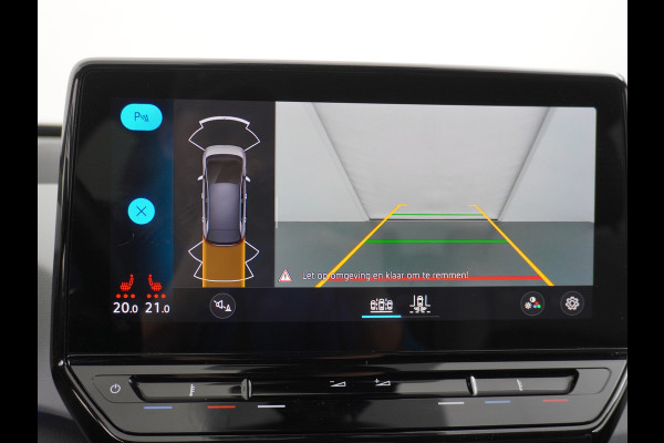 Volkswagen ID.3 58kWh 204PK Business Warmtepomp Apple Carplay Android Auto Cruise control adaptief Navi discover pro Keyless advanced Stoelverwa Matrix led koplampen Led-a-licht dynamisch Dab Draadloze telefoonlader Verkeersbord detectie Fase 3 Laden 310NM koppel