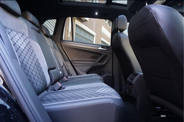 Volkswagen Tiguan 1.5 TSI R-Line Black Style | 3x R-LINE | Matrix LED | Virtual Cockpit | Panoramadak | Adaptive Cruise | Lane Departure | Apple Carplay | 20inch | Stoel- stuurverwarming | Aut7