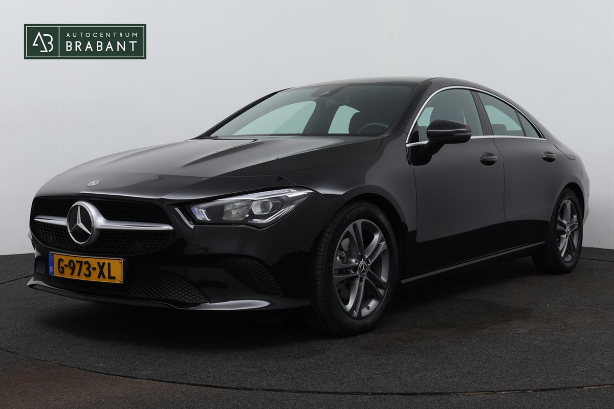 Mercedes-Benz CLA-Klasse 180 Business Solution Automaat (NAVIGATIE, CAMERA, PDC, 1e EIGENAAR, GOED ONDERHOUDEN)