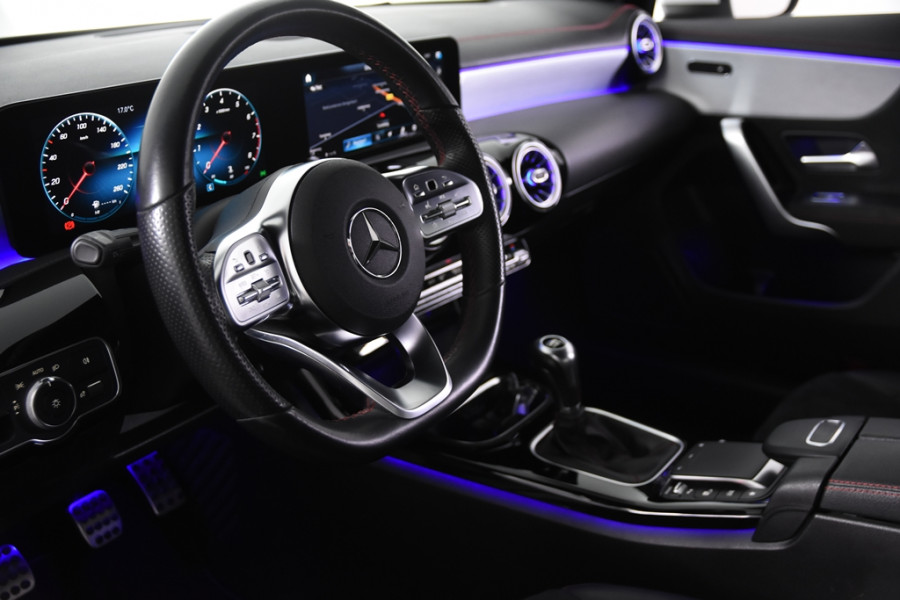 Mercedes-Benz CLA-Klasse 180 AMG-Line *1ste Eigenaar*2x AMG*Ambiente*