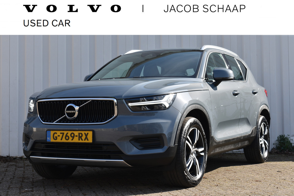 Volvo XC40 1.5 T3 Momentum Pro | Trekhaak | Blis | Sensoren voor&achter | Draadloos opladen |