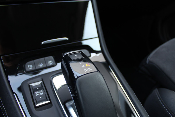 Opel Grandland 1.6 Turbo Plug-In Hybrid 4x4 GSe | Navigatie | BLIS | Adaptieve cruise | Winterpack