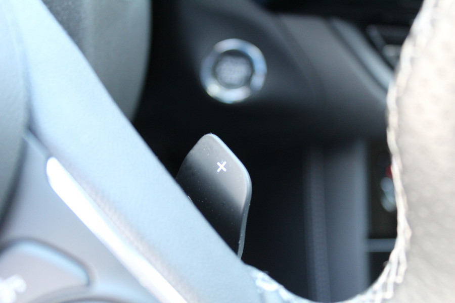 Opel Grandland 1.6 Turbo Plug-In Hybrid 4x4 GSe | Navigatie | BLIS | Adaptieve cruise | Winterpack