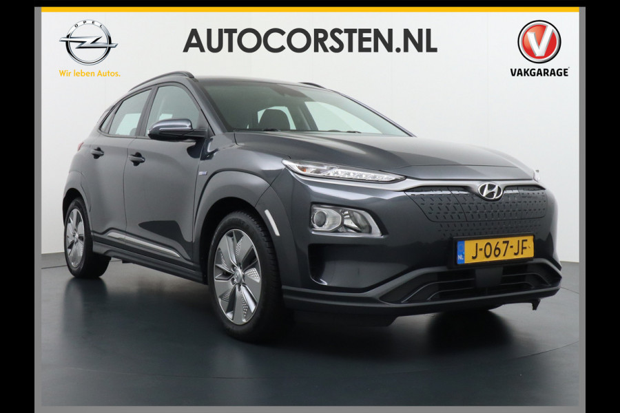 Hyundai Kona EV Comfort 64kWh 204PK Trekhaak Adap.Cruise Warmtepomp Android Auto Apple Carplay Navi Ecc DAB Camera Led Keyless Highway assist sys. Rijstrooksensor met correctie Voorruit verwarmbaar 1e Eigenaar