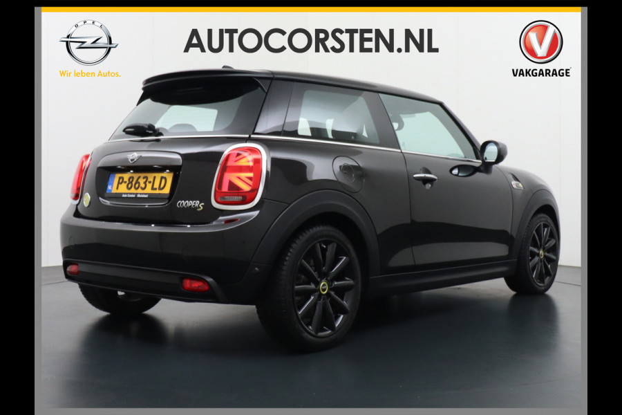 MINI Mini Electric AUT-184pk Charged Navi Camera Harman/Kardon Apple Carplay Adaptive Matrix LED koplampen en LED achterlichten met Union Jack Spor Lmv 17" Isofix Regen-Lichtsensor  All-Season Banden 3 fase tot 11kw / 16A laden thuis ! 40.000 nieuw! Wegenbelasting slechts 16Euro p/m