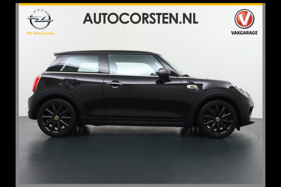 MINI Mini Electric AUT-184pk Charged Navi Camera Harman/Kardon Apple Carplay Adaptive Matrix LED koplampen en LED achterlichten met Union Jack Spor Lmv 17" Isofix Regen-Lichtsensor  All-Season Banden 3 fase tot 11kw / 16A laden thuis ! 40.000 nieuw! Wegenbelasting slechts 16Euro p/m