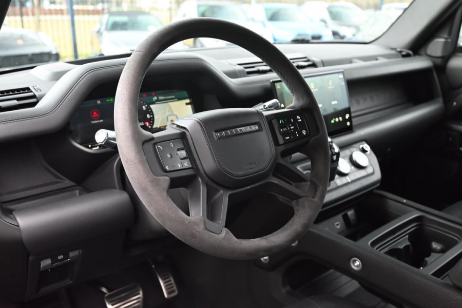 Land Rover Defender 110 5.0 P525 110 V8 URBAN ACC Trekhaak Pano HUD 360 Cam Meridian 22''