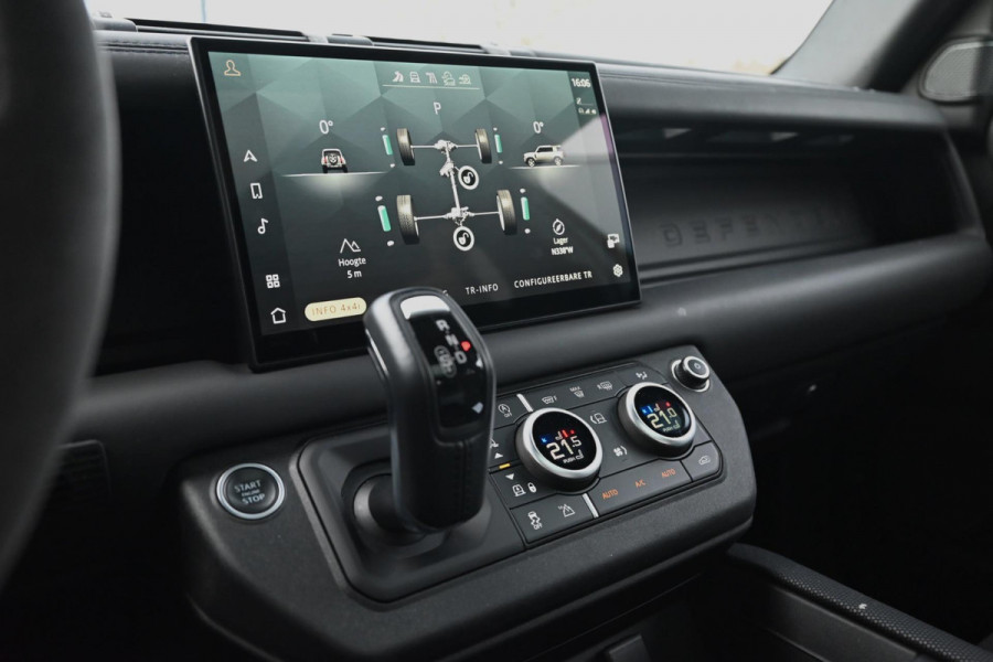 Land Rover Defender 110 5.0 P525 110 V8 URBAN ACC Trekhaak Pano HUD 360 Cam Meridian 22''