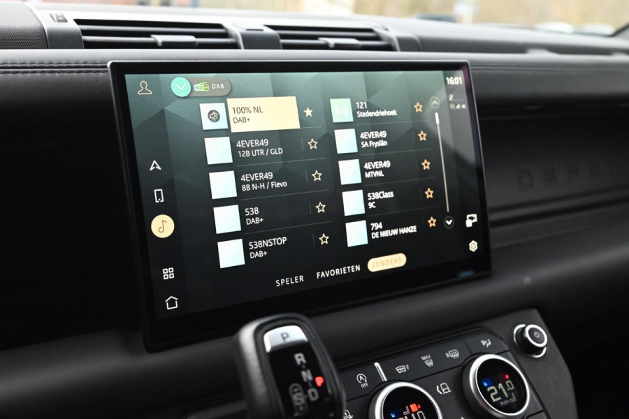 Land Rover Defender 110 5.0 P525 110 V8 URBAN ACC Trekhaak Pano HUD 360 Cam Meridian 22''