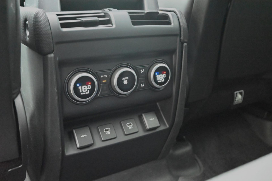 Land Rover Defender 110 5.0 P525 110 V8 URBAN ACC Trekhaak Pano HUD 360 Cam Meridian 22''