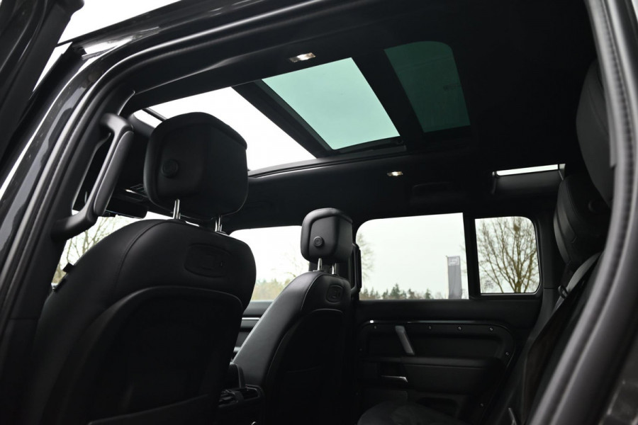 Land Rover Defender 110 5.0 P525 110 V8 URBAN ACC Trekhaak Pano HUD 360 Cam Meridian 22''