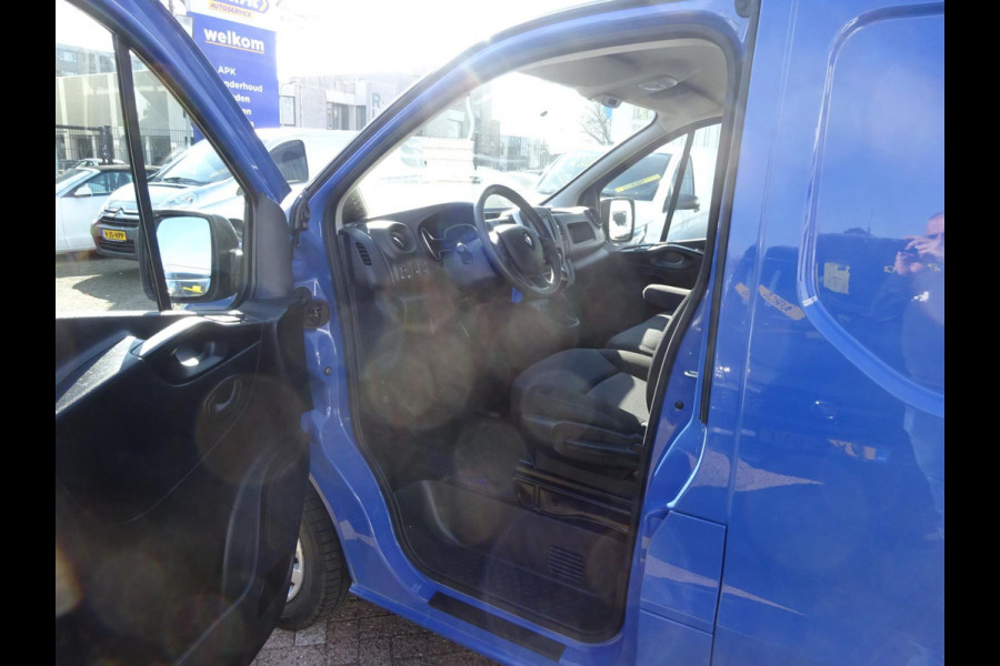 Renault Trafic 2.0 dCi 120 PK EU6 T29 L2H1 Comfort AIRCO NAVI CRUISE VERLENGDE UITVOERING