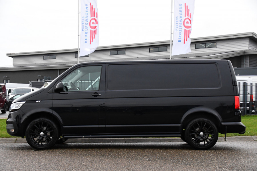 Volkswagen Transporter 2.0 TDI L2H1 30 Highline Bulli Edition Adaptieve Cruise, Camera, LED, 150PK, Automaat, Carplay, Mutlimedia, Trekhaak, UNIEK!