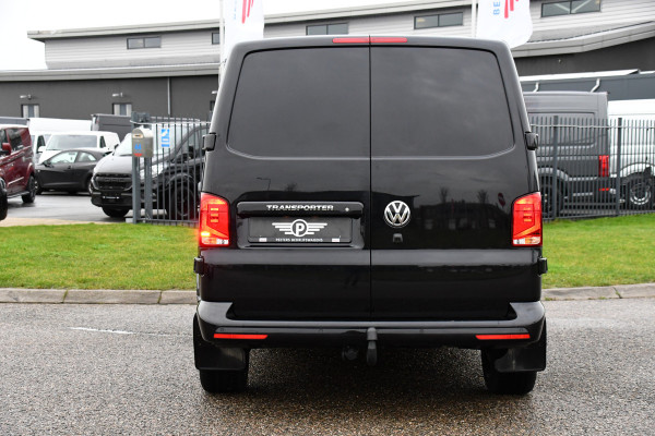 Volkswagen Transporter 2.0 TDI L2H1 30 Highline Bulli Edition Adaptieve Cruise, Camera, LED, 150PK, Automaat, Carplay, Mutlimedia, Trekhaak, UNIEK!