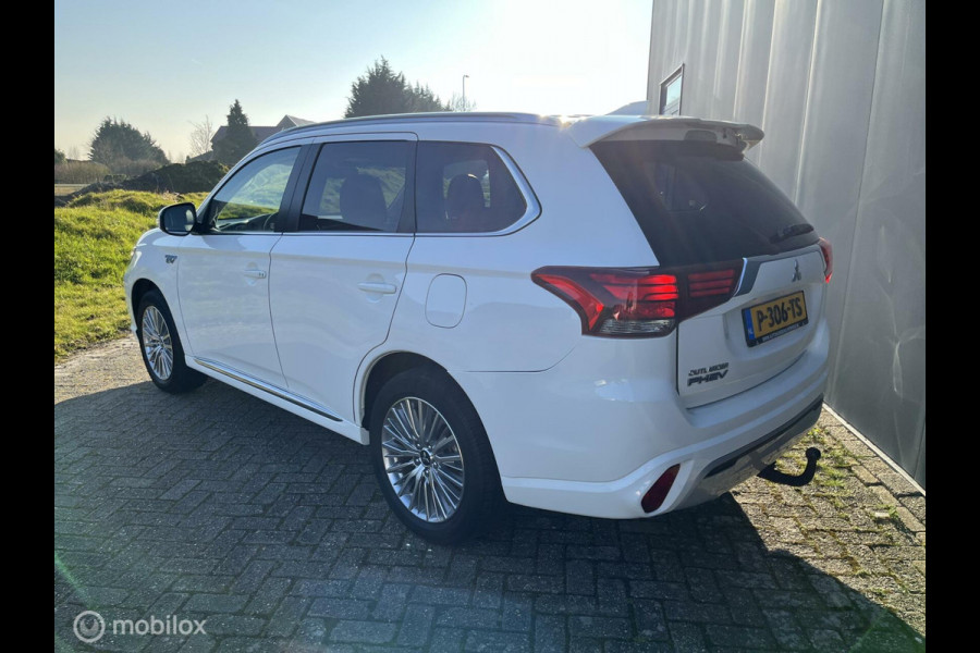 Mitsubishi Outlander 2.4 PHEV Intense+ |carplay|trekhaak