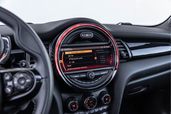 MINI Mini 2.0 Cooper S 192pk Pano LED JCW Harman/Kardon