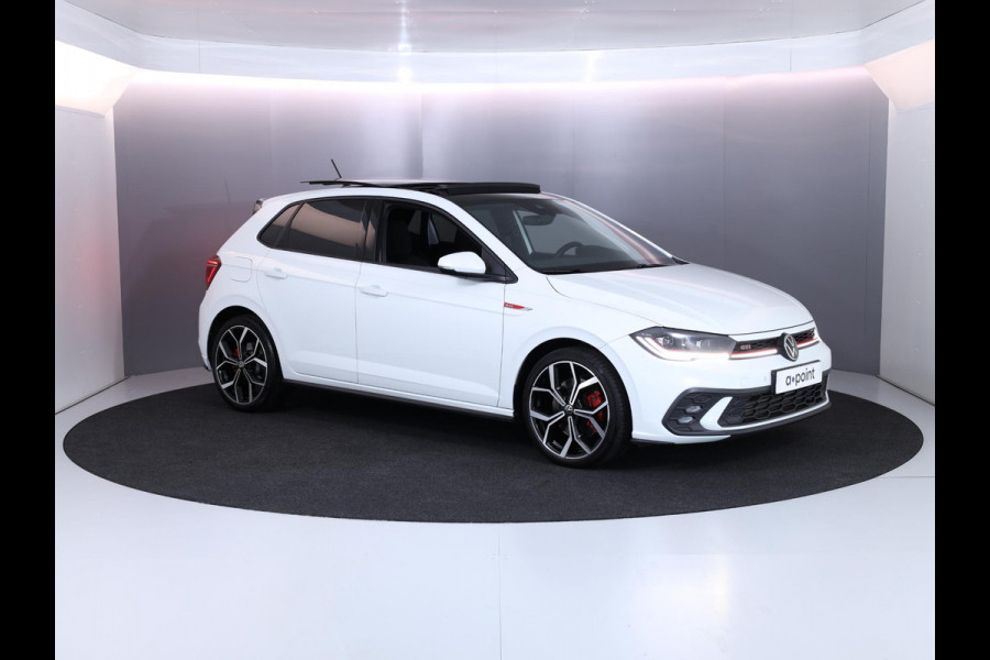 Volkswagen Polo 2.0 TSI GTI Automaat (DSG) | Panoramadak |  | Achteruitrijcamera | Stoelverwarming |Parkeersensoren|Adaptieve cruise control | | Private lease vanaf € 649,- pm|Verlengde garantie|Navigatie via App