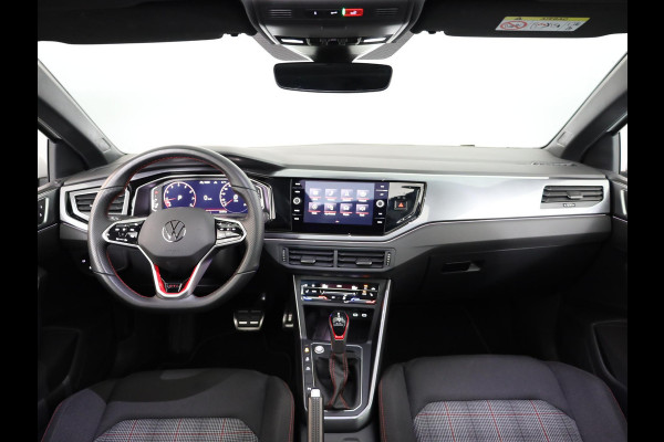 Volkswagen Polo 2.0 TSI GTI Automaat (DSG) | Panoramadak |  | Achteruitrijcamera | Stoelverwarming |Parkeersensoren|Adaptieve cruise control | | Private lease vanaf € 649,- pm|Verlengde garantie|Navigatie via App