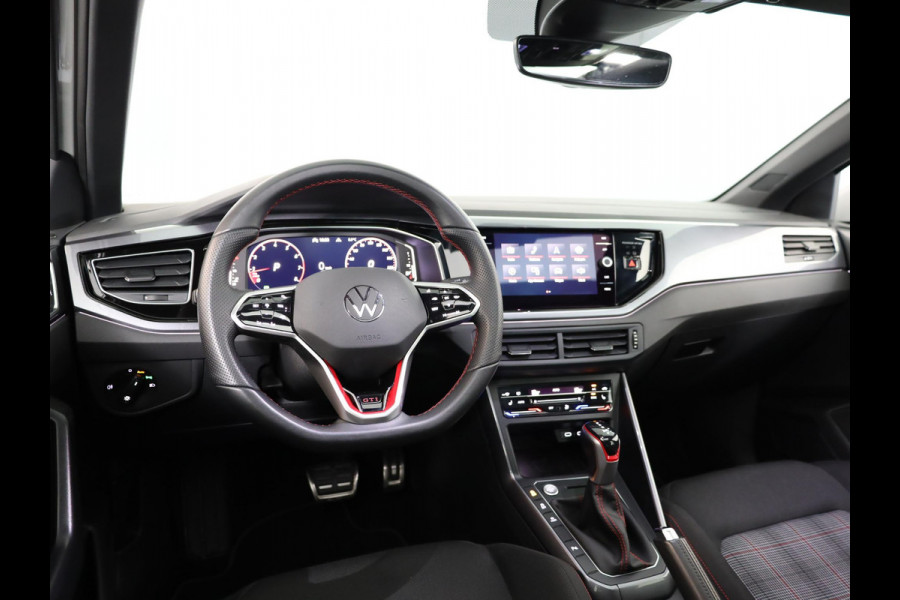 Volkswagen Polo 2.0 TSI GTI Automaat (DSG) | Panoramadak |  | Achteruitrijcamera | Stoelverwarming |Parkeersensoren|Adaptieve cruise control | | Private lease vanaf € 649,- pm|Verlengde garantie|Navigatie via App