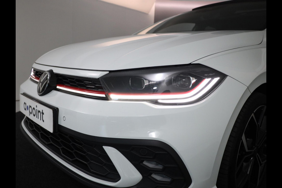 Volkswagen Polo 2.0 TSI GTI Automaat (DSG) | Panoramadak |  | Achteruitrijcamera | Stoelverwarming |Parkeersensoren|Adaptieve cruise control | | Private lease vanaf € 649,- pm|Verlengde garantie|Navigatie via App