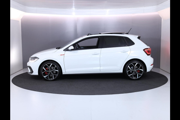 Volkswagen Polo 2.0 TSI GTI Automaat (DSG) | Panoramadak |  | Achteruitrijcamera | Stoelverwarming |Parkeersensoren|Adaptieve cruise control | | Private lease vanaf € 649,- pm|Verlengde garantie|Navigatie via App